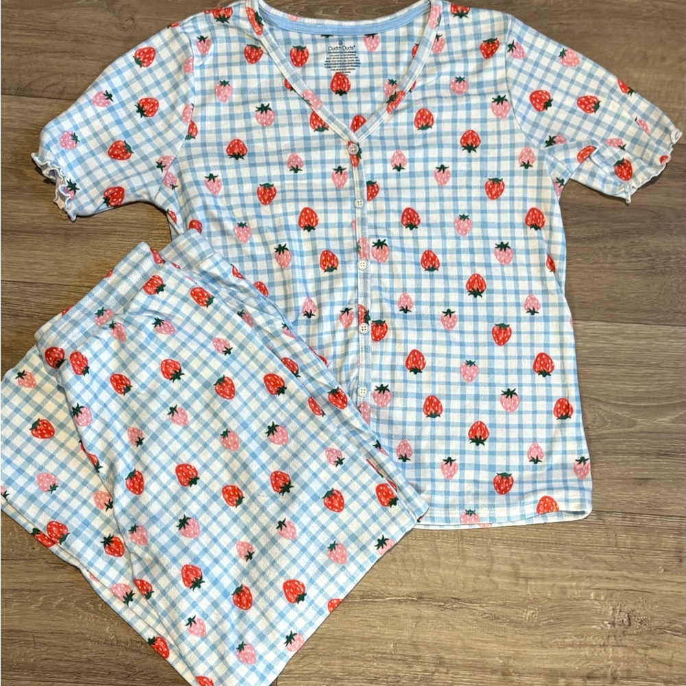 Cuddl Duds Plaid Pajama Set with Strawberries